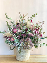 Cesta con flores secas