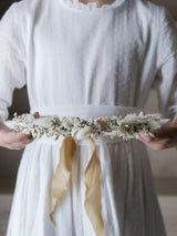 corona de flores secas para comunión