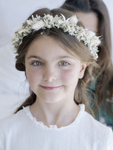 corona de flores para niña